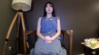 在挡就不继续了! 才乖乖的把手放下